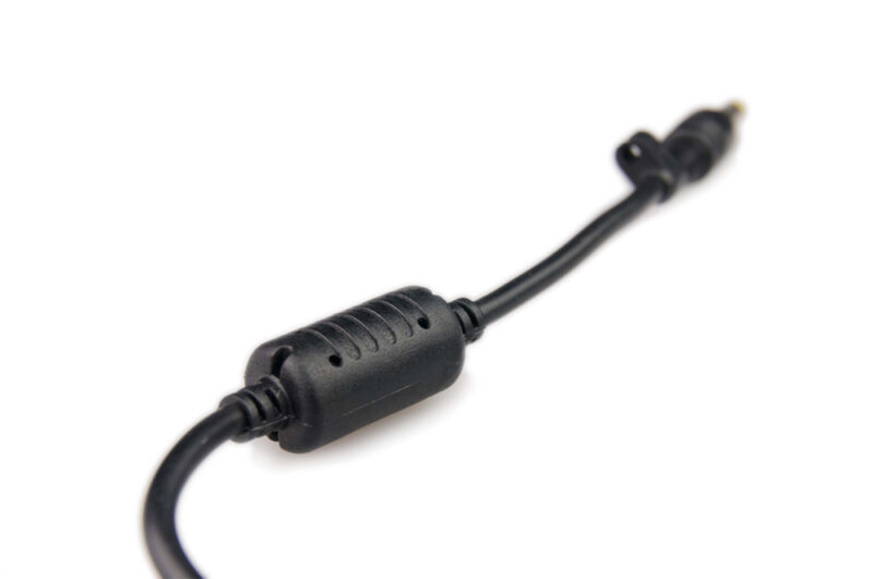 Lanparte DC cable power supply for Canon C300 - Image 4