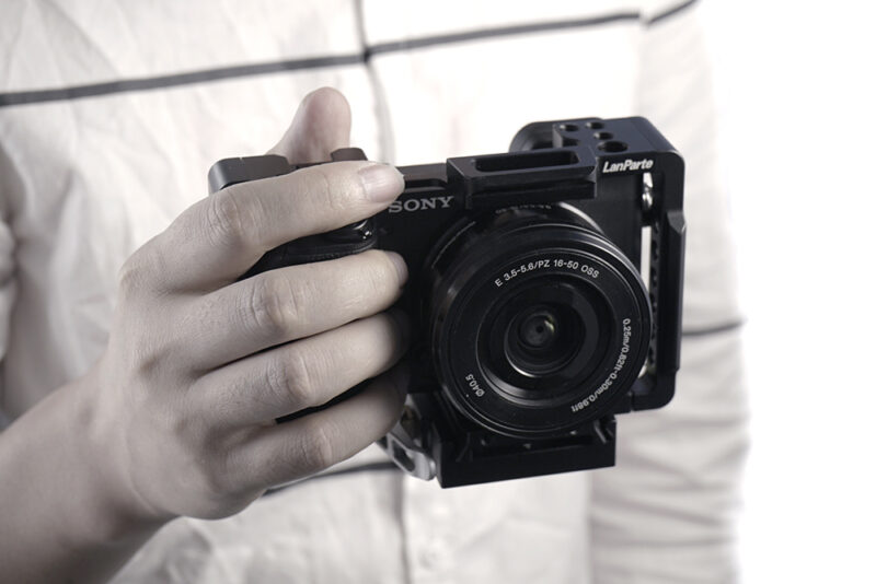 LanParte full cage for Sony A6400 - Image 4